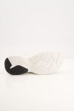 men running classic jogger shoes in off white-569 - Image 3